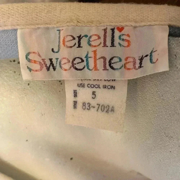 Jerrell’s Sweetheart V-neck Long Sleeve Dress - Picture 7 of 8